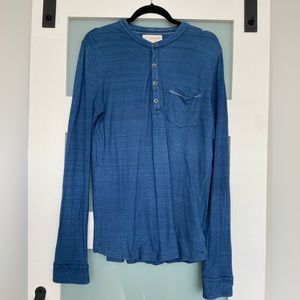 Banana Republic Heritage collection men’s Henley long sleeve shirt